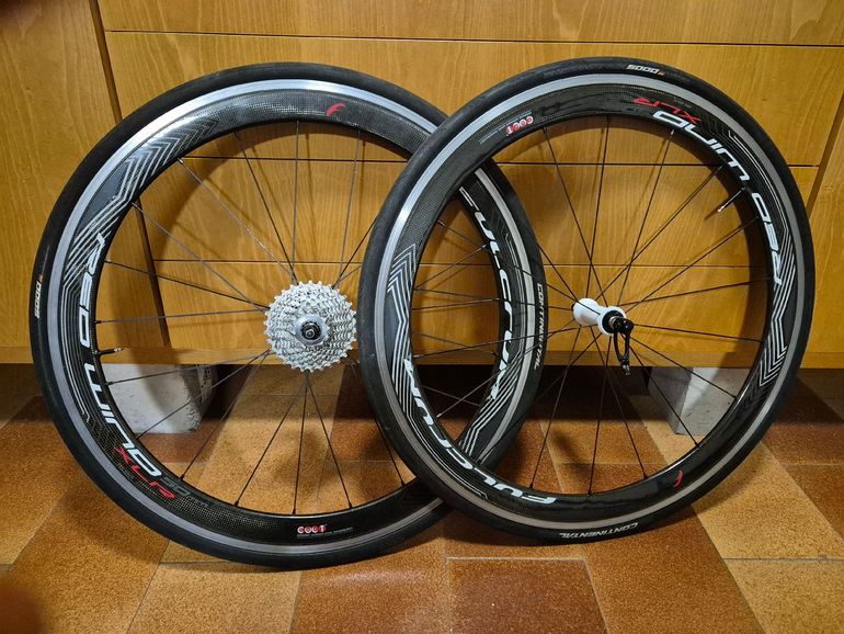 Used Fulcrum Ruote in Carbonio con Pacco Pignoni Dura-Ace bike — image 2 of 2