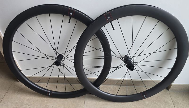 Used Reserve 42|49 Turbulent Aero Wheelset Wheels