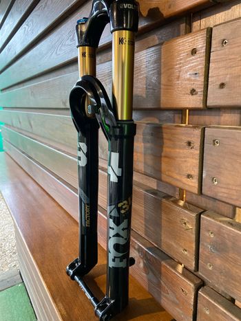 Brugt Fox Factory 120 Kashima 2024 bike — billede 3 af 6