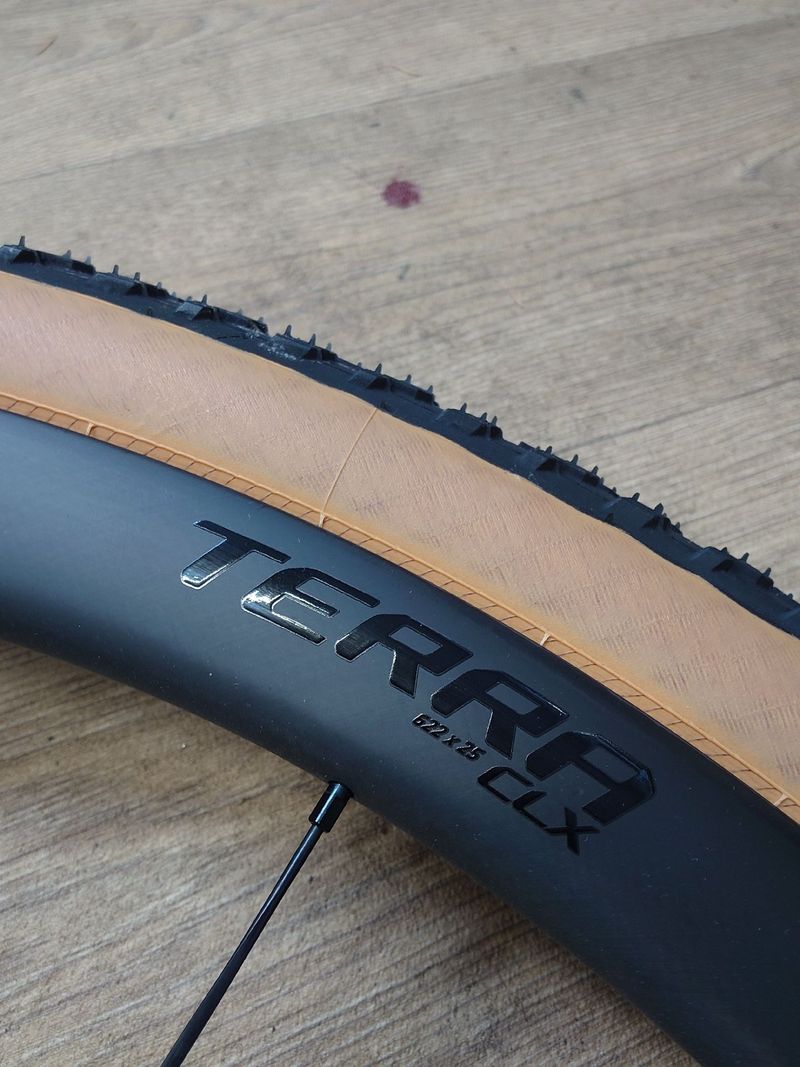 Gebrauchtes Roval Terra CLX Wheelset 2025 bike — Bild 5 von 5