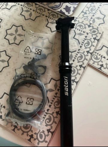 Gebrauchtes Satori Selle télescopique 31.6 avec câble et poignet 2025 Saddles & Seatposts