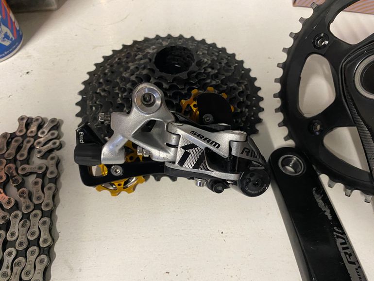 Used Sram Rival 1 Crankset 42T bike — image 3 of 4