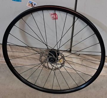 Used Felt ruote 28 bike — image 4 of 10