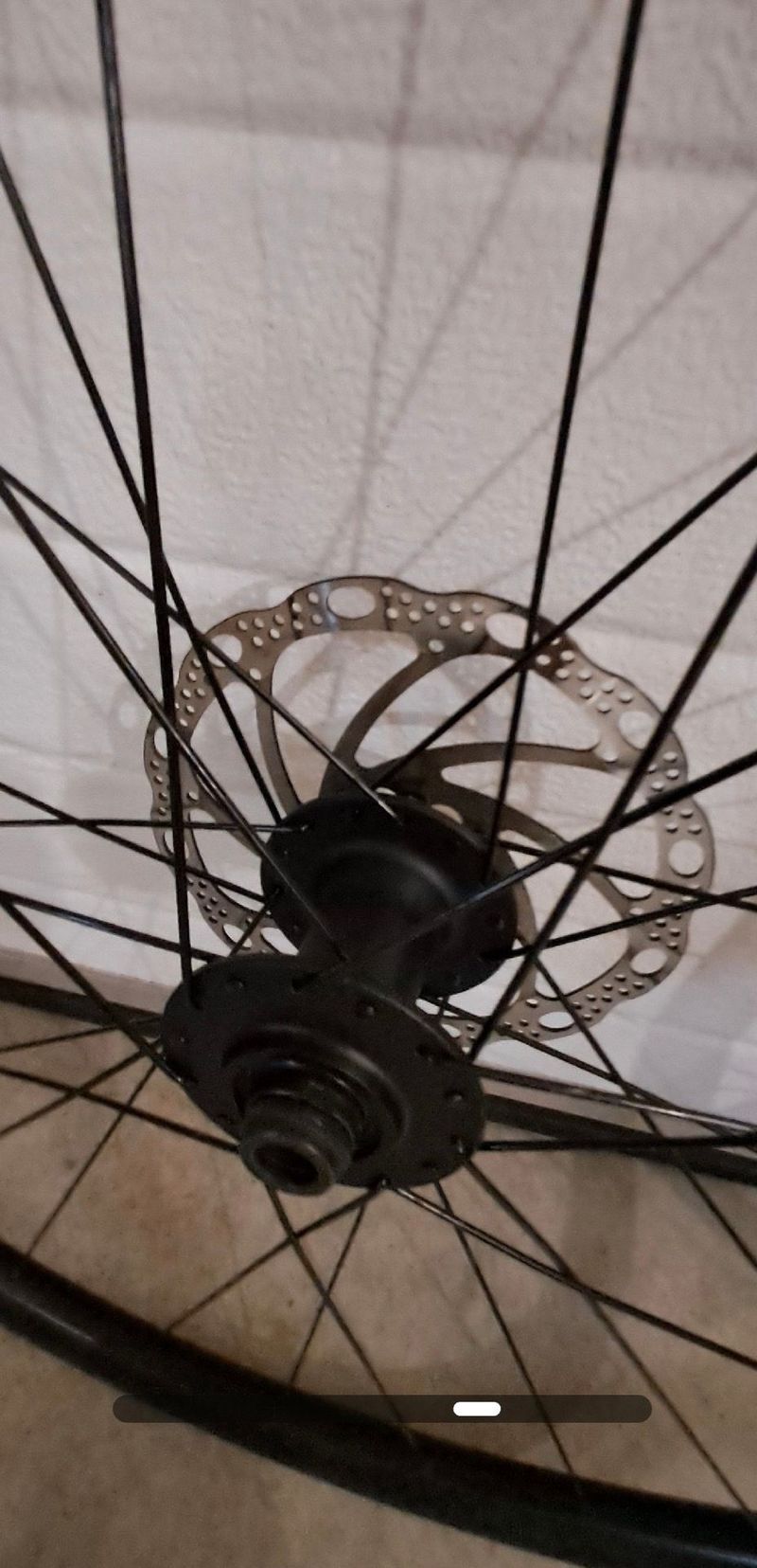 Used Felt ruote 28 bike — image 8 of 10