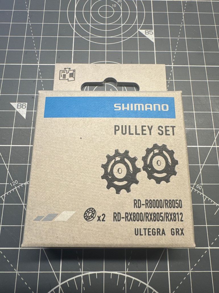 Used Shimano Ultegra Pulley Set bike — image 1 of 2