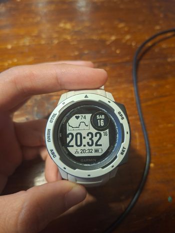 Garmin, Instinct GPS Watch