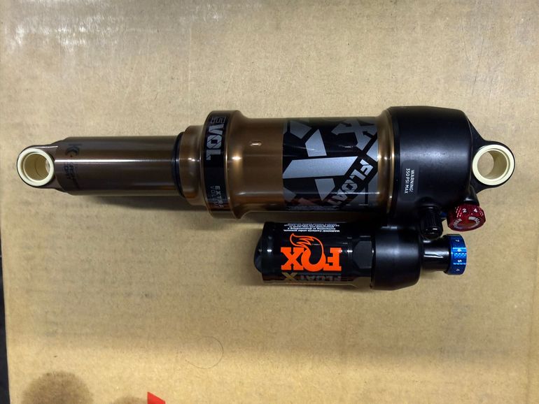Used Fox Float X Factory 210x50 Standard 2022 bike — image 1 of 4