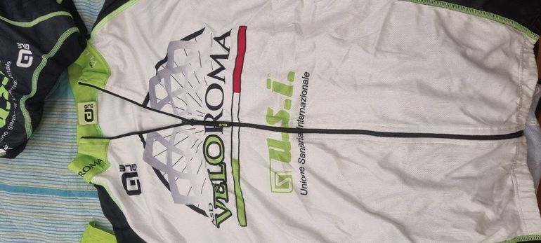 Used MOA e GIORDANA Jersey e Salopette 2012 bike — image 5 of 10