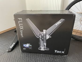 Tacx, FLUX S Smart Trainer