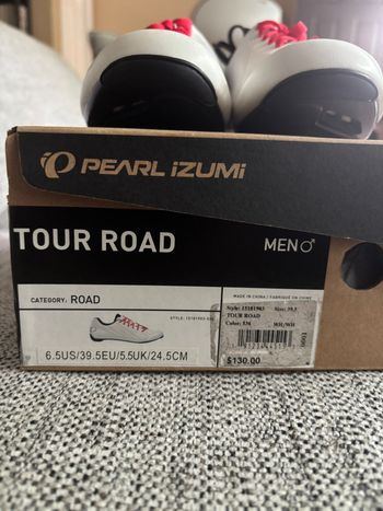Used Pearl Izumi Tour Road Shoes bike — image 7 of 9