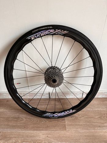 Used evoride wheels Evojet 2025 bike — image 3 of 4