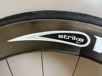Used Reynolds Strike Carbon Wheelset bike — image 5 of 5