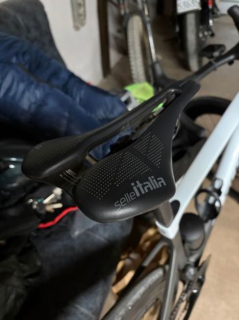Selle Italia, Slr superflow bost carbonio