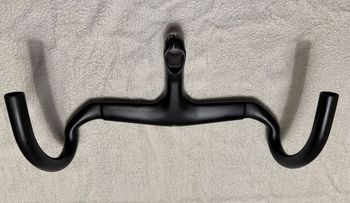 Trek, Manubrio integrato Madone generazione 7