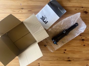 Used Fox Racing Float Performance 2Pos-Adj 205x60 LV E-Tuned EVOL Trunnion Shock bike — image 3 of 6