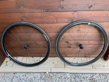 Used MICROTECH MR LITE 2025 bike — image 2 of 6