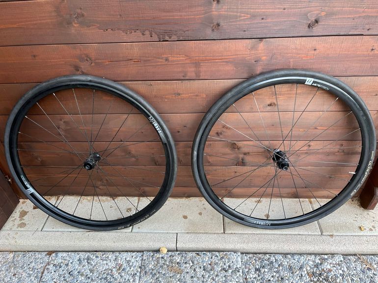 Used MICROTECH MR LITE 2025 bike — image 2 of 6