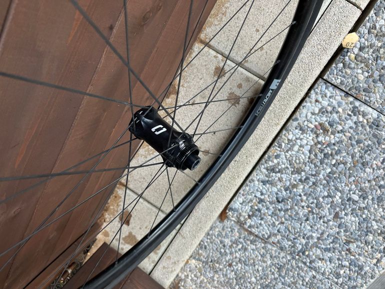 Used MICROTECH MR LITE 2025 bike — image 4 of 6