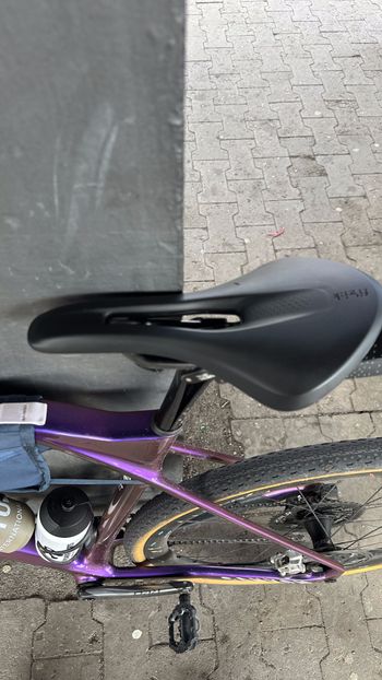 Fizik, Tempo Saddle
