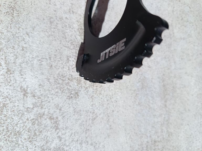 Used Jitsie Protection roue libre bike — image 3 of 4