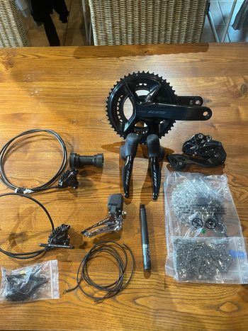 Shimano, 105 Di2 R7170 12-speed Groupset