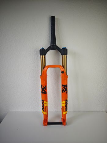 Fox, 34 Factory Stepcast