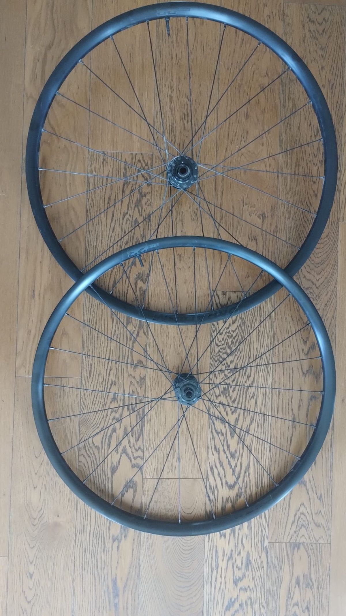 Bontrager Paradigm 23 TLR Disc | buycycle