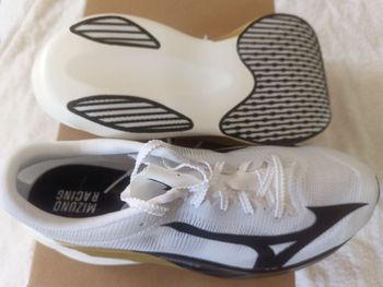 Used Mizuno hyperwarp Elite 2026 bike — image 4 of 4