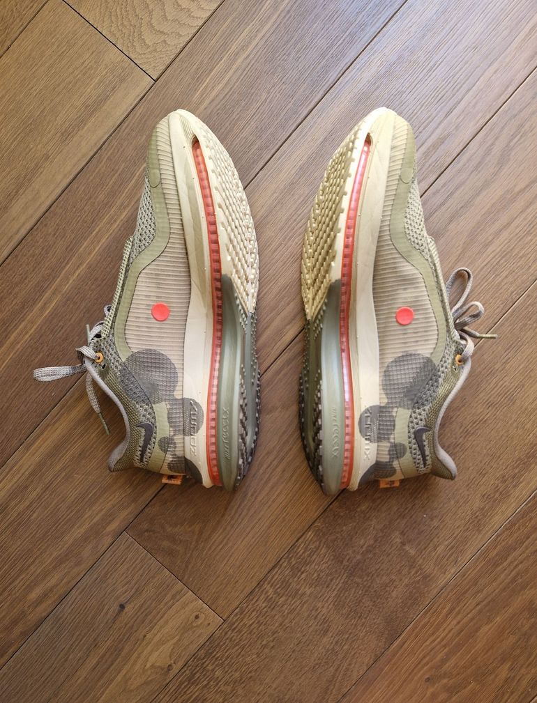 Used Nike Pegasus Premium 2026 bike — image 2 of 9