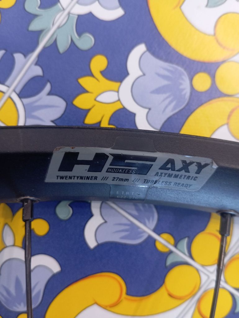 Used Miche 988 HSR 29" Wheelset 2021 bike — image 7 of 7