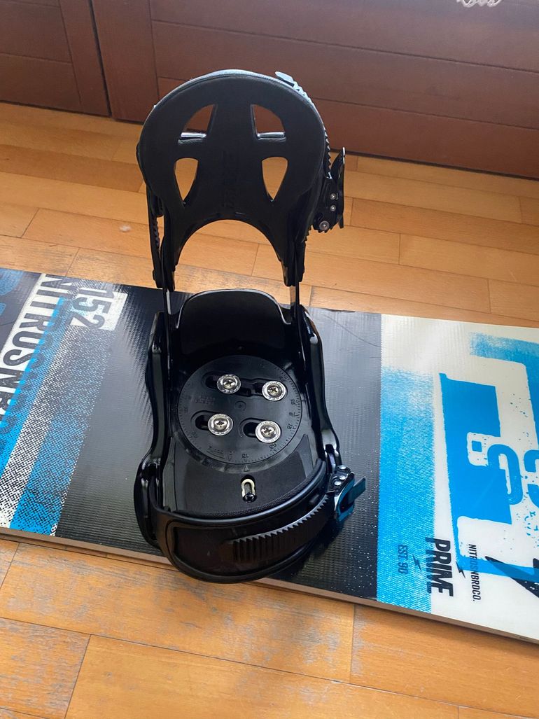 Used Nitro Prime Raw 152 Snowboard 2014 bike — image 4 of 7