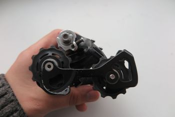 Used Shimano Ultegra 6800 Rear Derailleur bike — image 3 of 4
