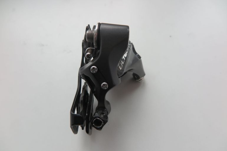 Used Shimano Ultegra 6800 Rear Derailleur bike — image 2 of 4