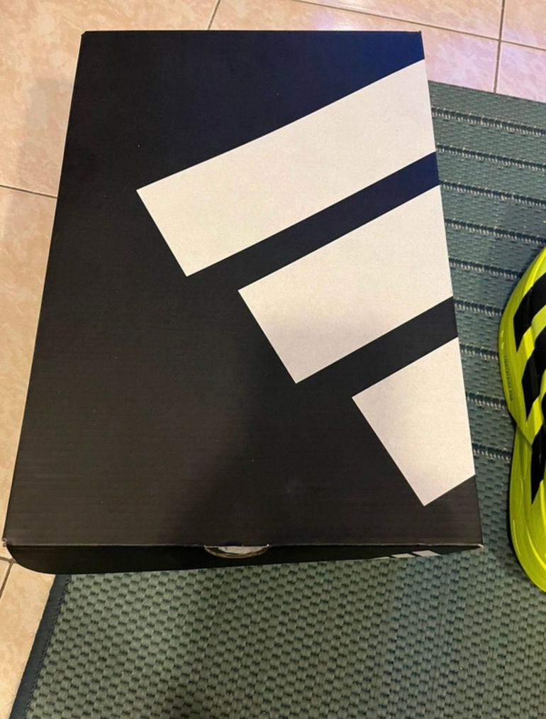 Used Adidas Adizero Adios Pro 4 M 2025 bike — image 8 of 9