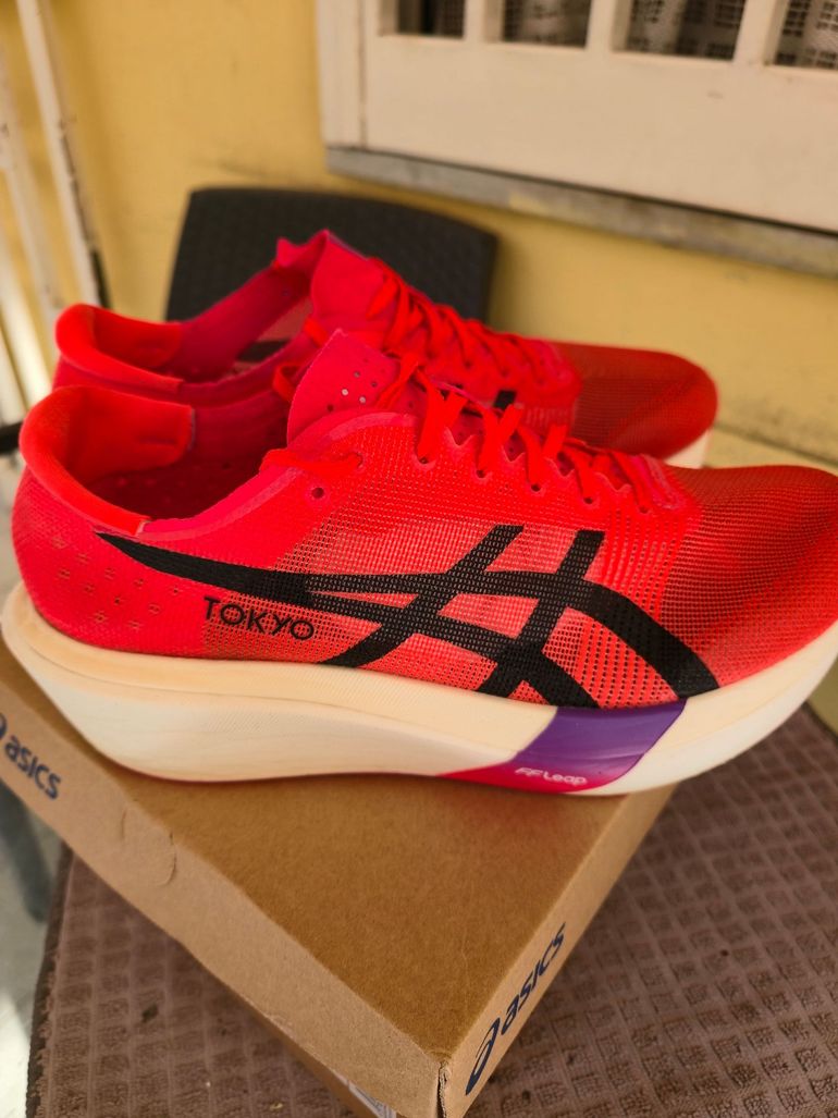 Used Asics Metaspeed Sky Tokyo 2026 bike — image 3 of 12