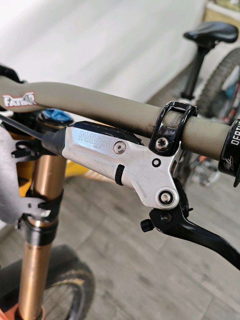 Used Sram Maven Ultimate Red Edition Brake Set 2025 bike — image 10 of 12