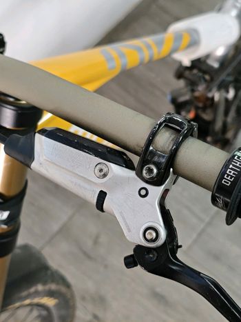 Used Sram Maven Ultimate Red Edition Brake Set 2025 bike — image 11 of 12