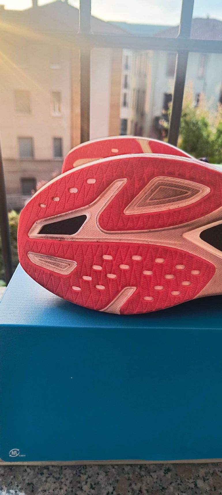 Used Hoka Rocket X3 2026 bike — image 2 of 12