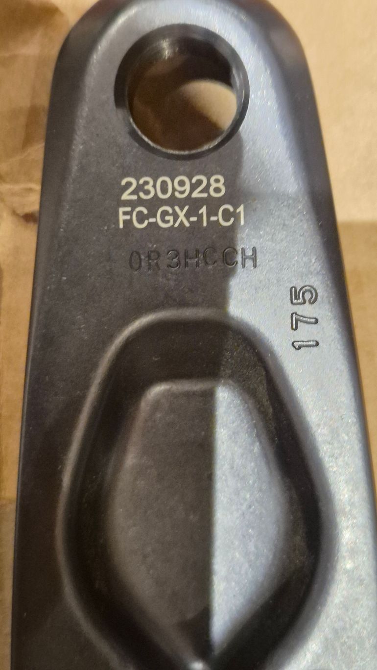 Used Sram GX Eagle Crank 175mm bike — image 3 of 9
