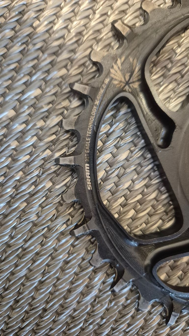 Used Sram GX Eagle Crank 175mm bike — image 8 of 9