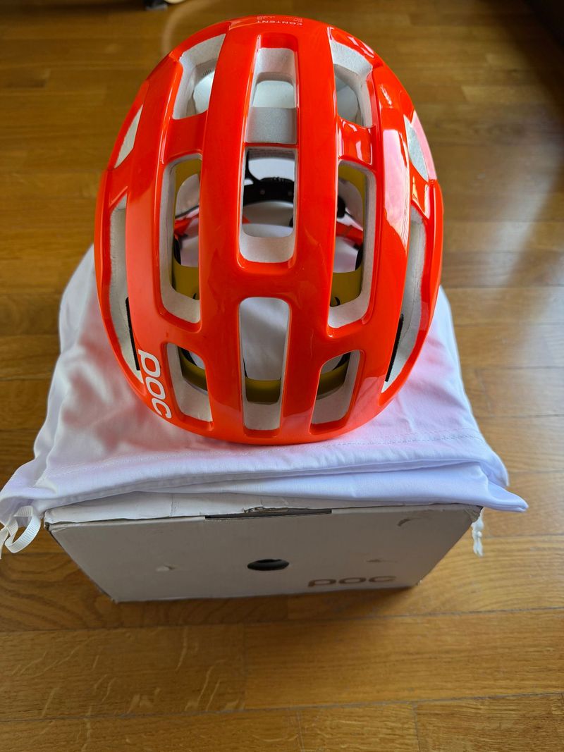 POC Octal MIPS Helmet bike de segunda mano — imagen 1 de 3