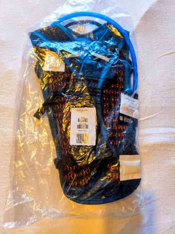 Used Camelbak Mochila de hidratación Rogue bike — image 4 of 5