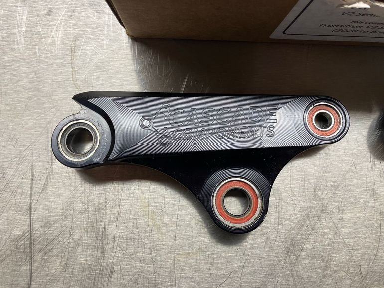 Used Cascade Components Cascade Link Plates Sentinel v2 bike — image 3 of 4