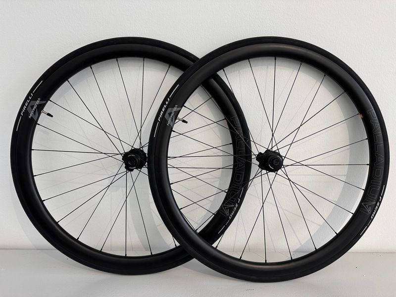 Velomann Palladium 33mm Carbon Wheels 2024 Wheels d'occasion