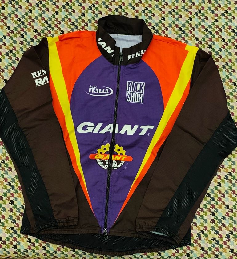 Used Giant kw cycliste coupe vent bike — image 4 of 5