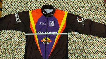 Used Giant kw cycliste coupe vent bike — image 2 of 5