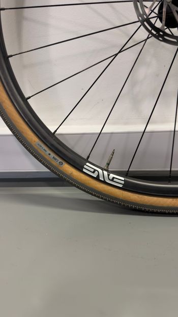 Used Enve AG25 Gravel Wheelset bike — image 2 of 8