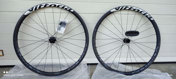 Vittoria, Elusion Carbon Disc 30