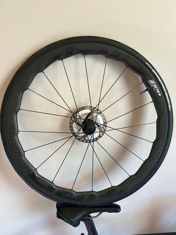 Used Zipp 353 NSW Tubeless Disc-Brake Wheelset 2024 bike — image 3 of 4