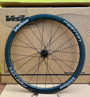 Used Vision Metron 40 2025 bike — image 2 of 5